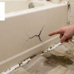 How to Identify Water Leakage from a Cracked Bathtub